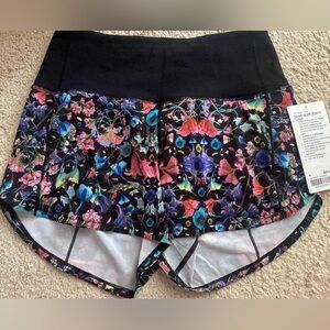 Lululemon New with tags
Size 4
Speed up high rise shorts 4”